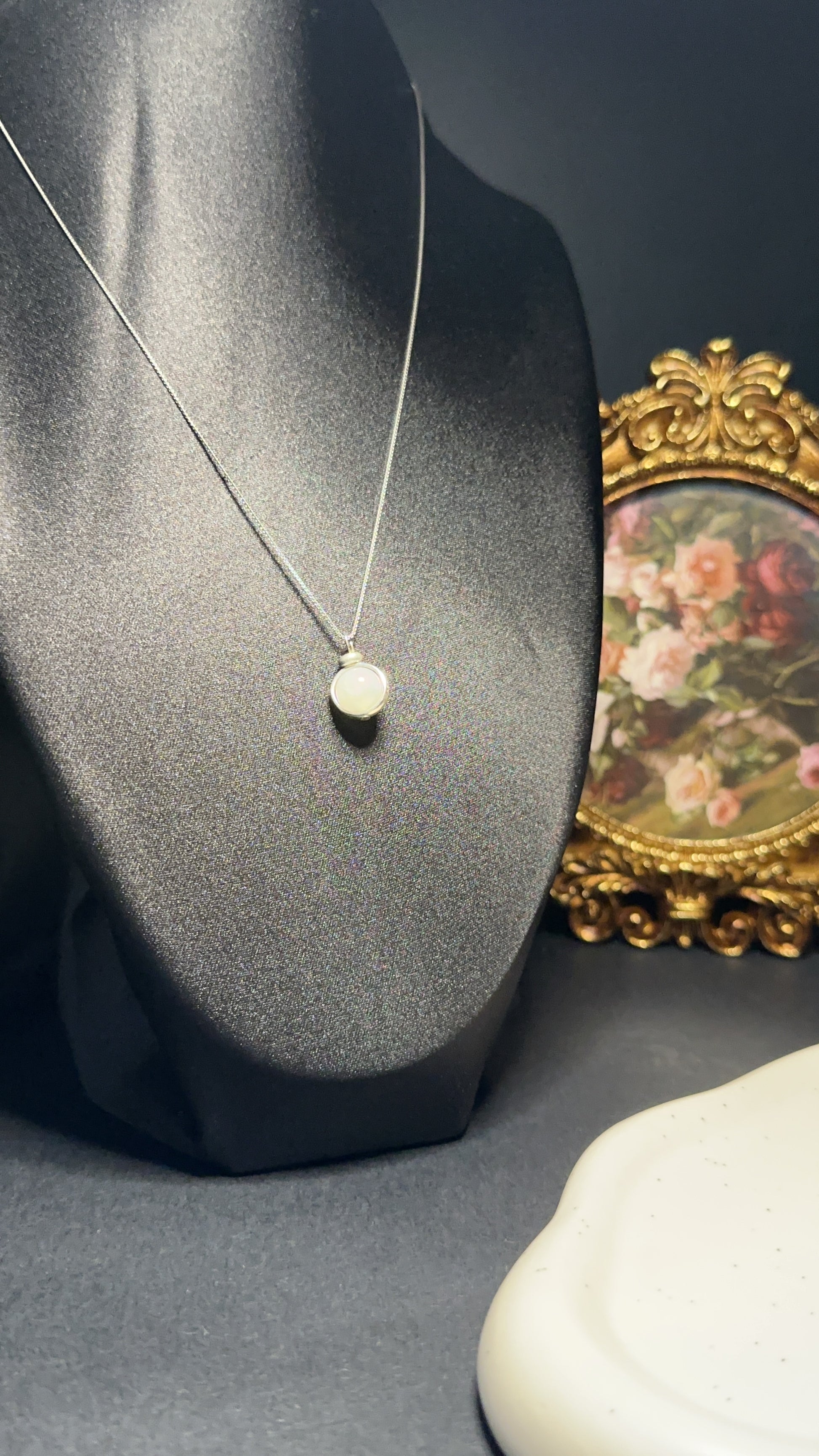 Collier Pierre de lune blanche - Intuition, féminin sacré & énergies positives