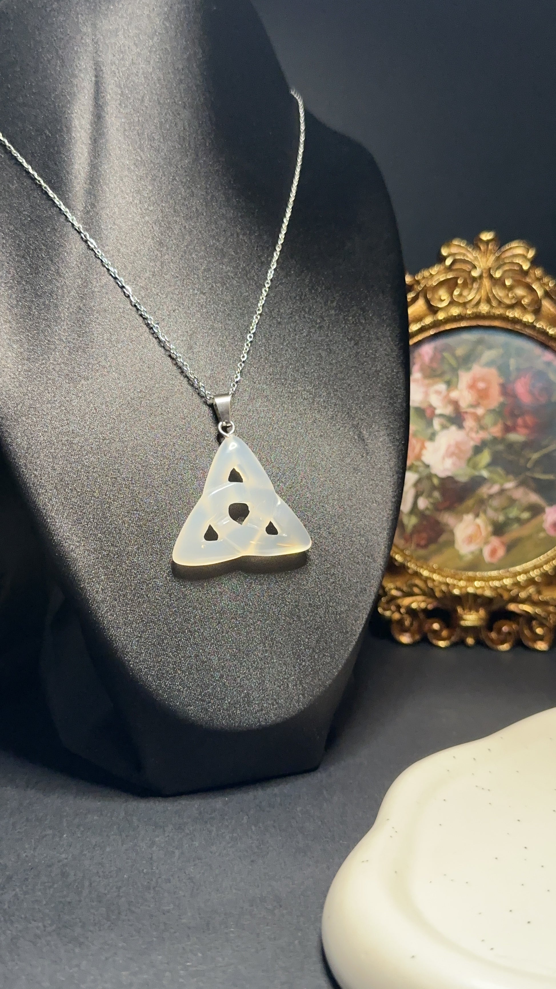 Collier pierre de lune "Eternya" - Intuition, féminin sacré & énergies positives