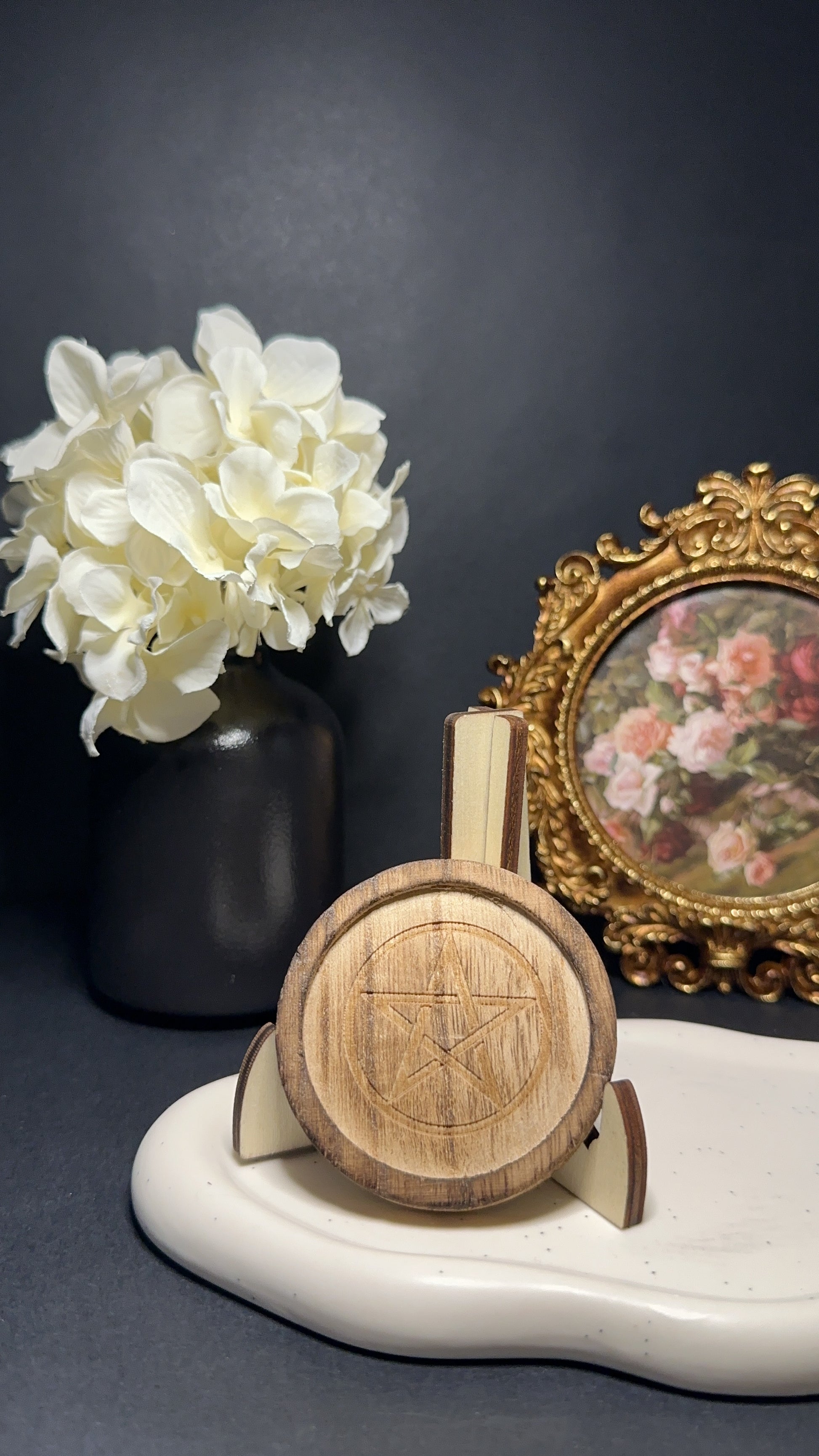 Rondin en Bois avec Pentagramme Gravé