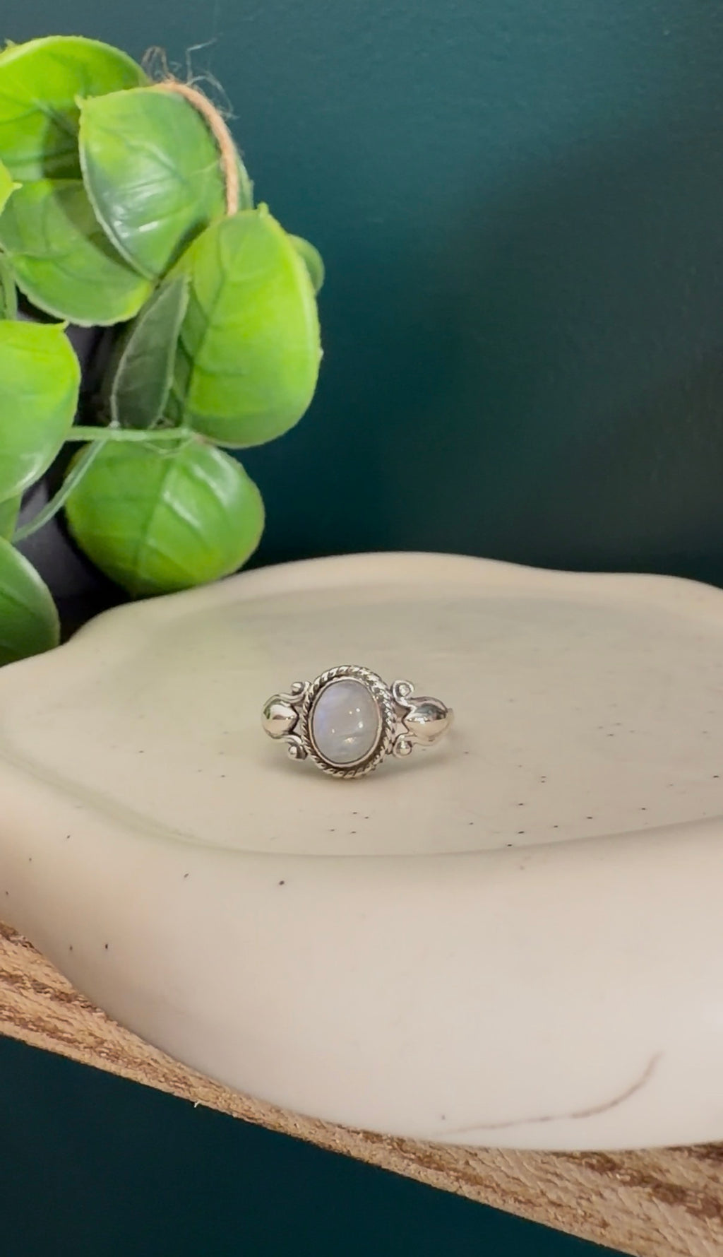 Bague Argent & Pierre de Lune - Feminité & connexion