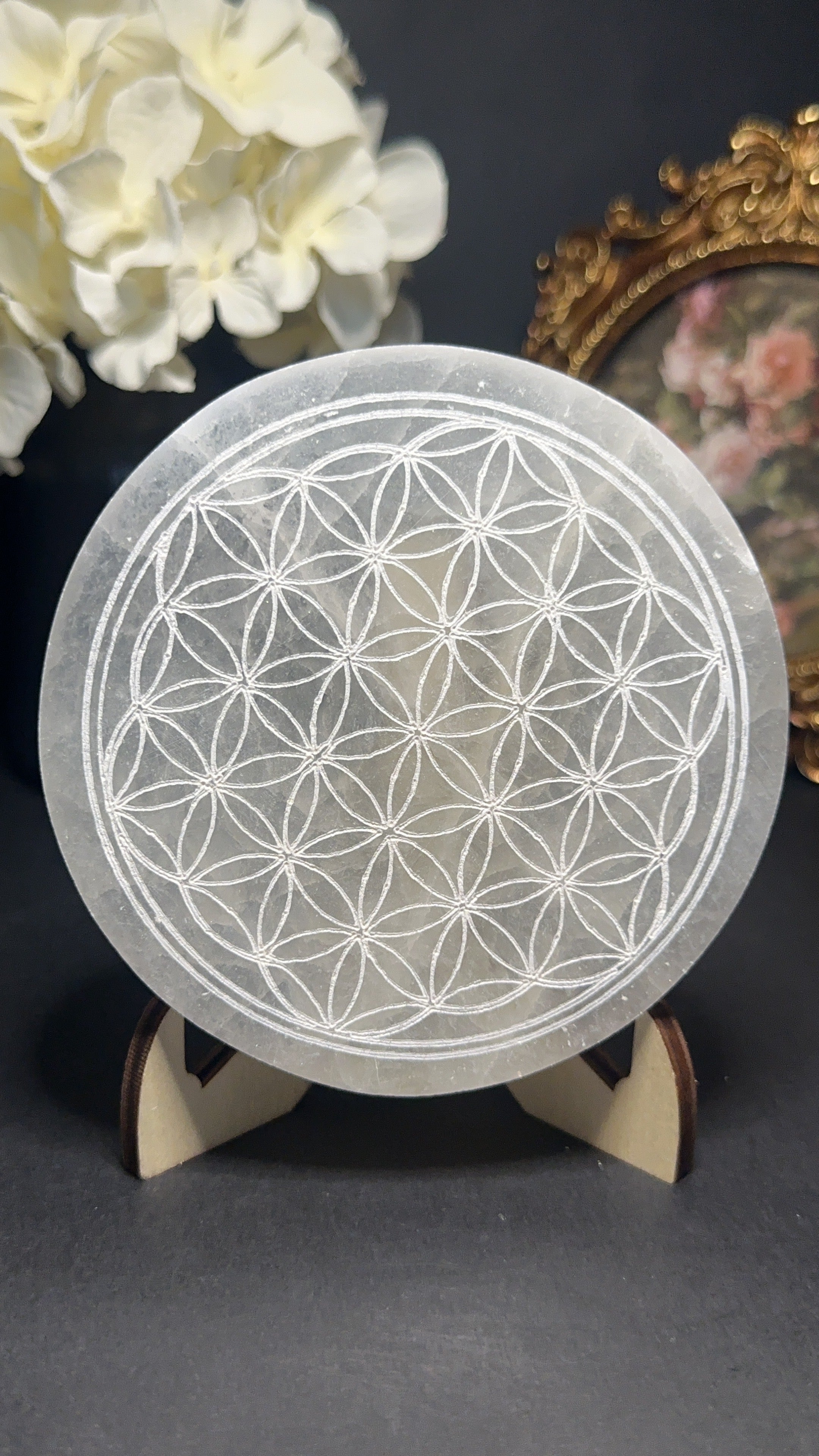 Fleur de vie en sélénite – Purification, harmonie & élévation vibratoire