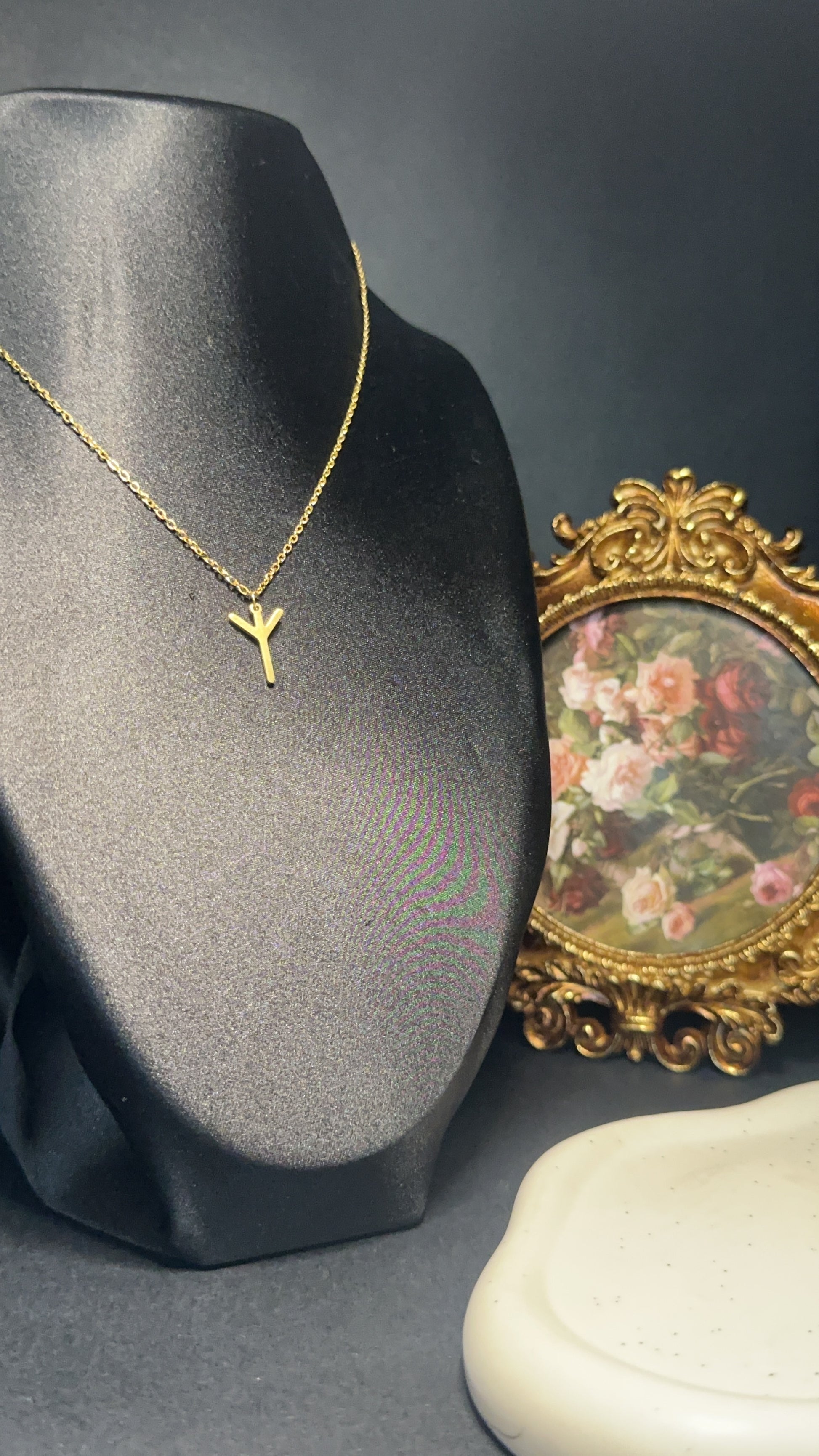 Collier Rune Algiz – Protection, Force & Connexion Spirituelle