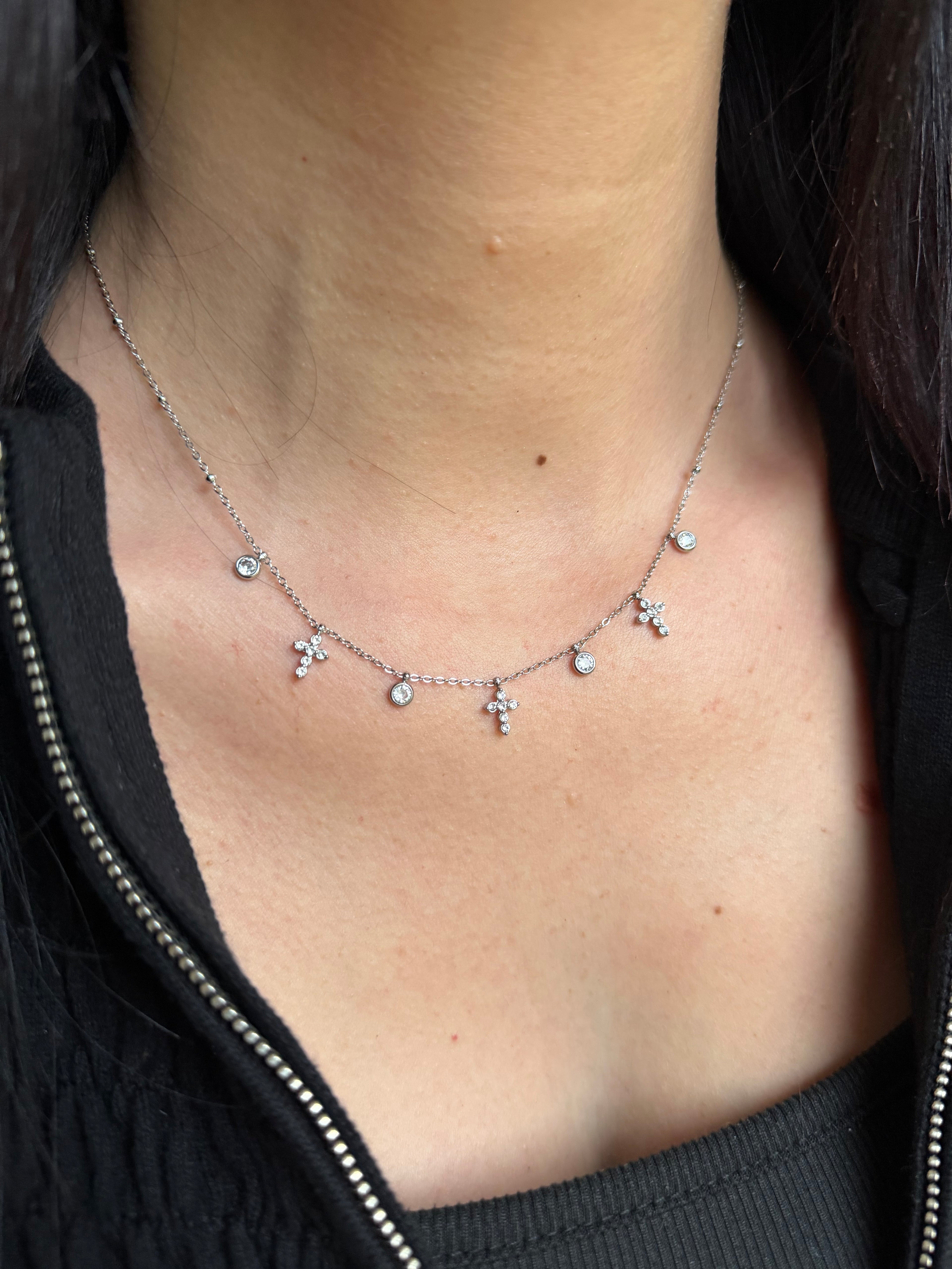 Collier “3 Croix Sacrée” – Triple croix, foi et protection