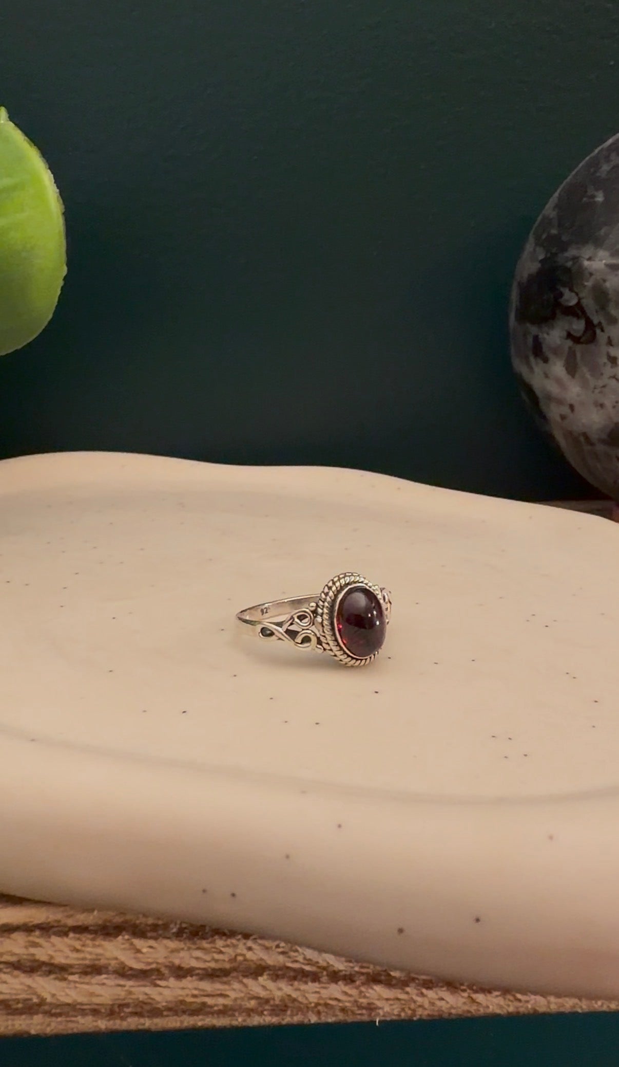 Bague Argent & Grenat rouge - Vitalité & Confiance