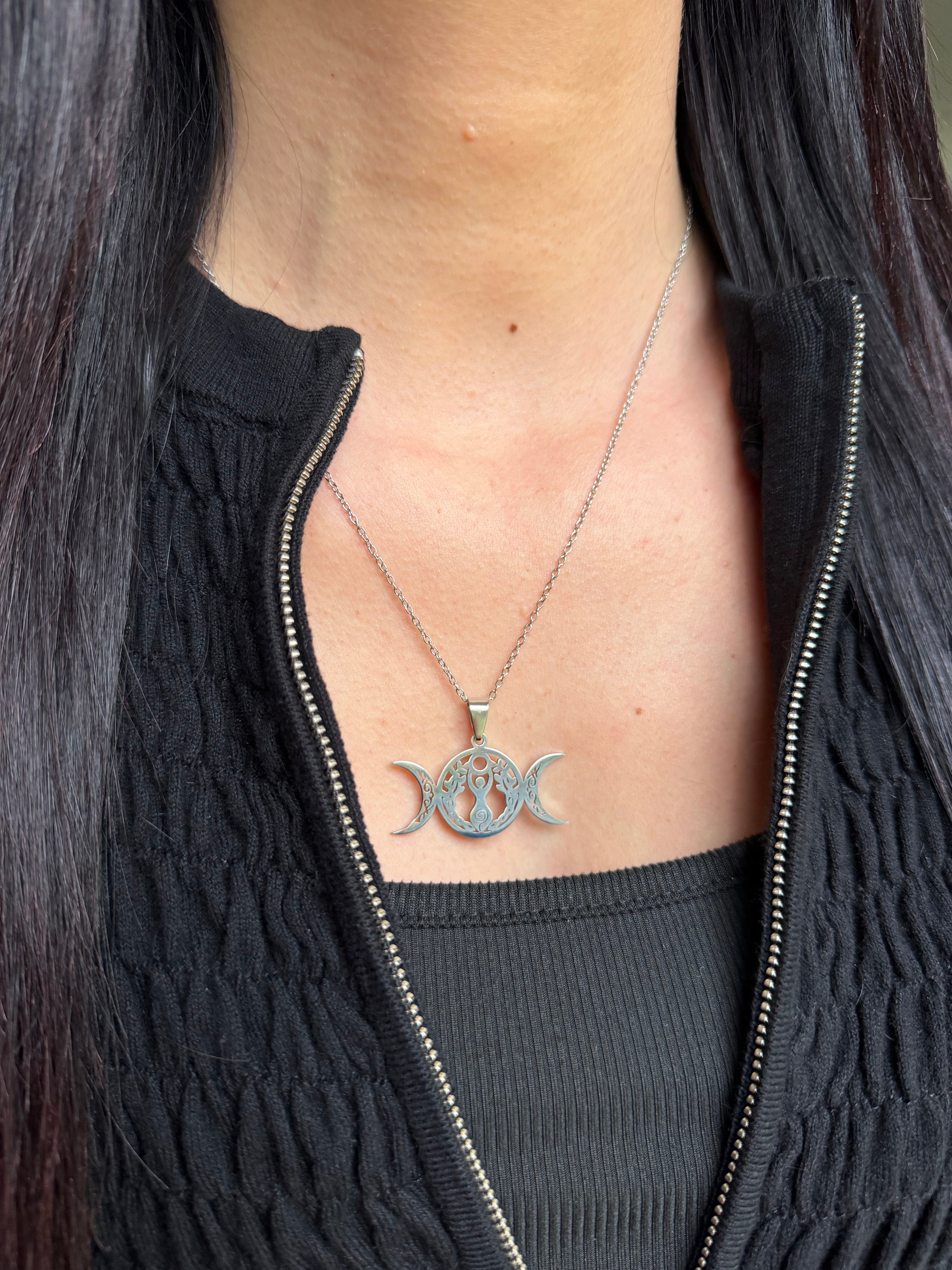 Collier “Lune & Alignement” – Connexion à soi et cycles sacrés