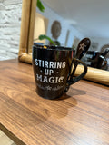 Tasse "stirring up magic"