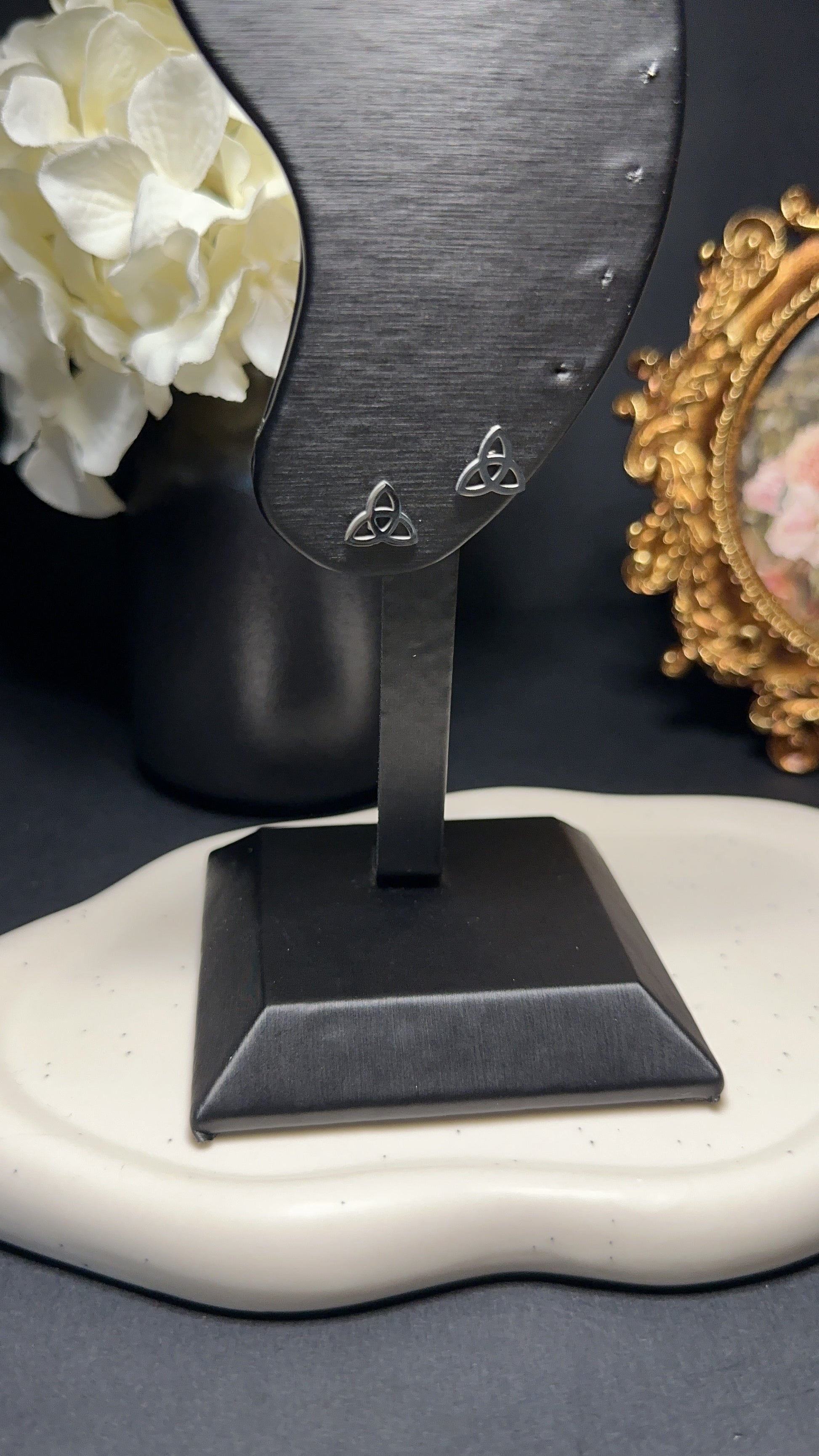 Puce d'oreille Trinité - Protection, connection au divin & ancrage