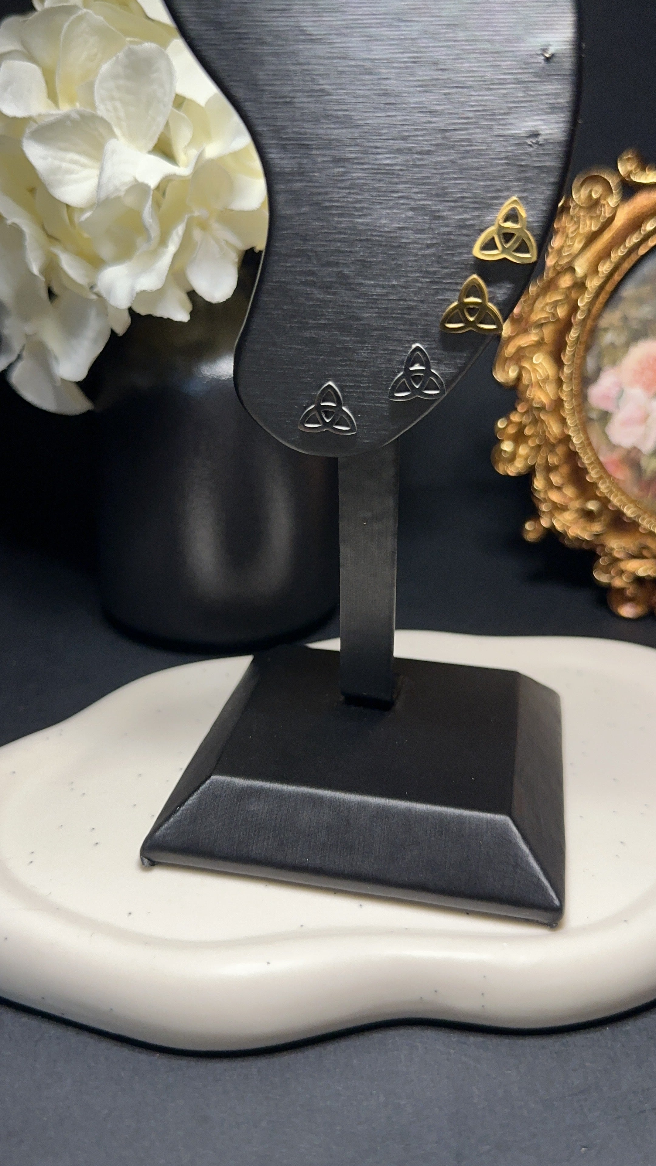 Puce d'oreille Trinité - Protection, connection au divin & ancrage