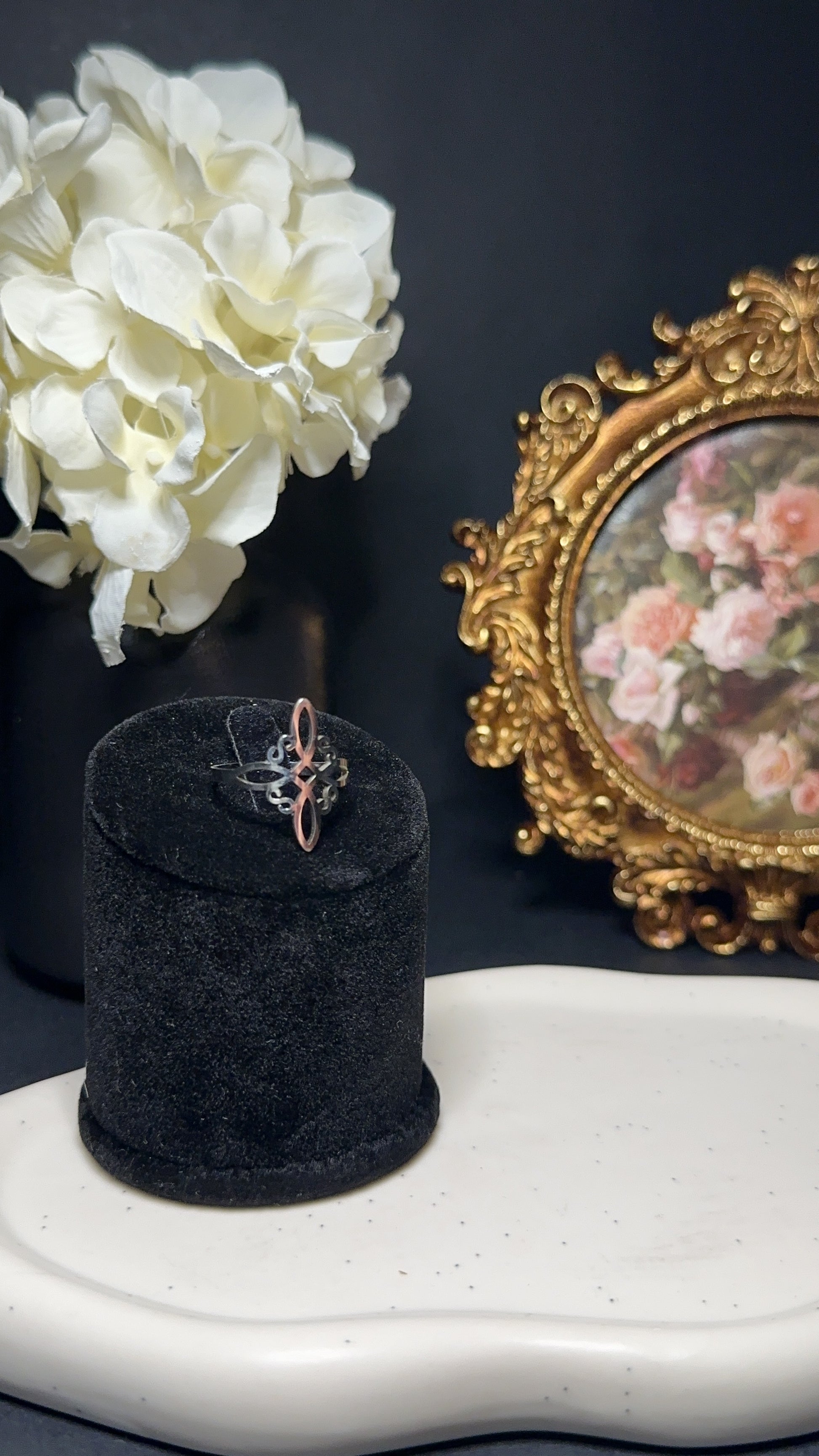 Bague noeud de sorcière