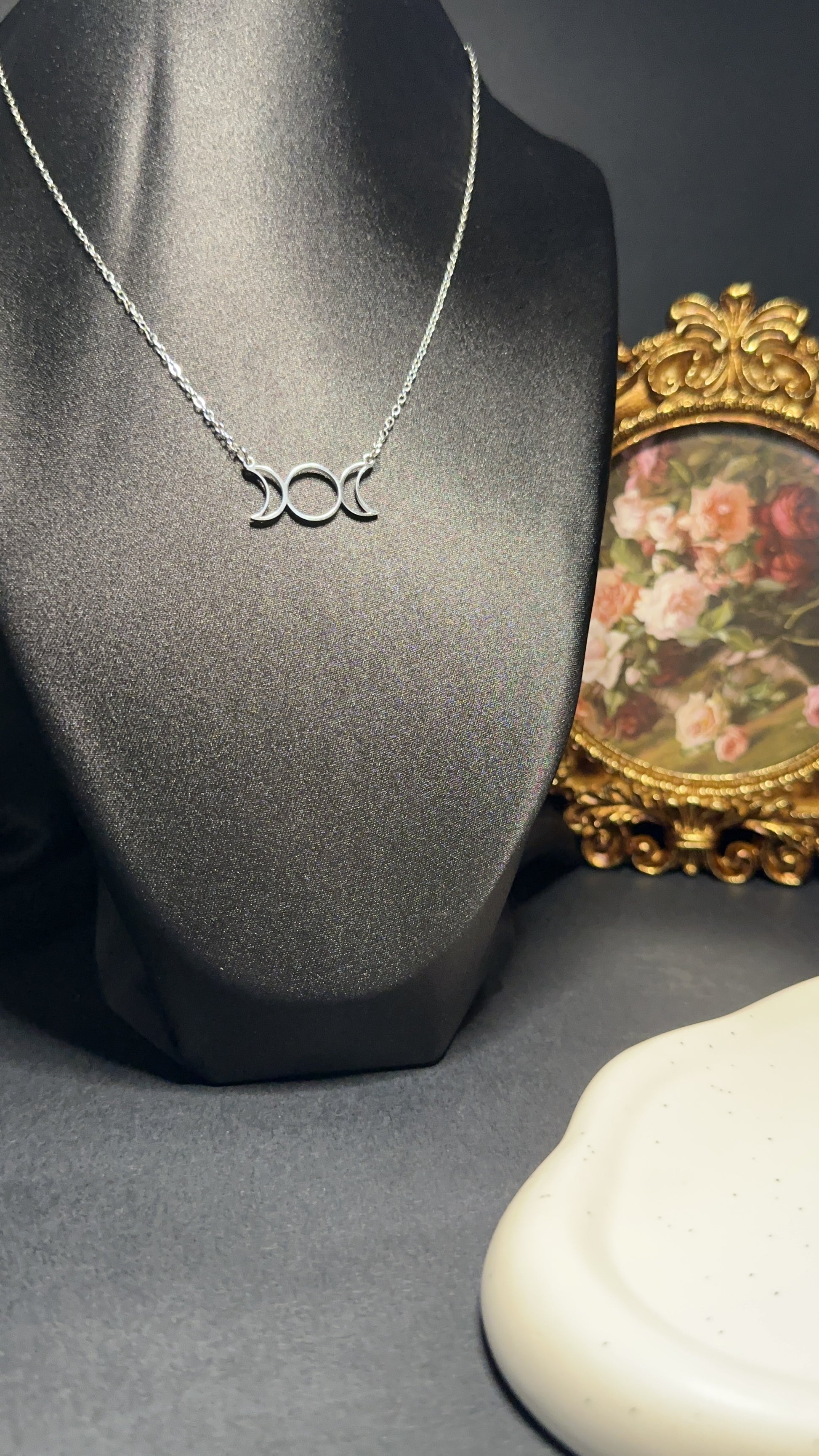 Collier Lunaria